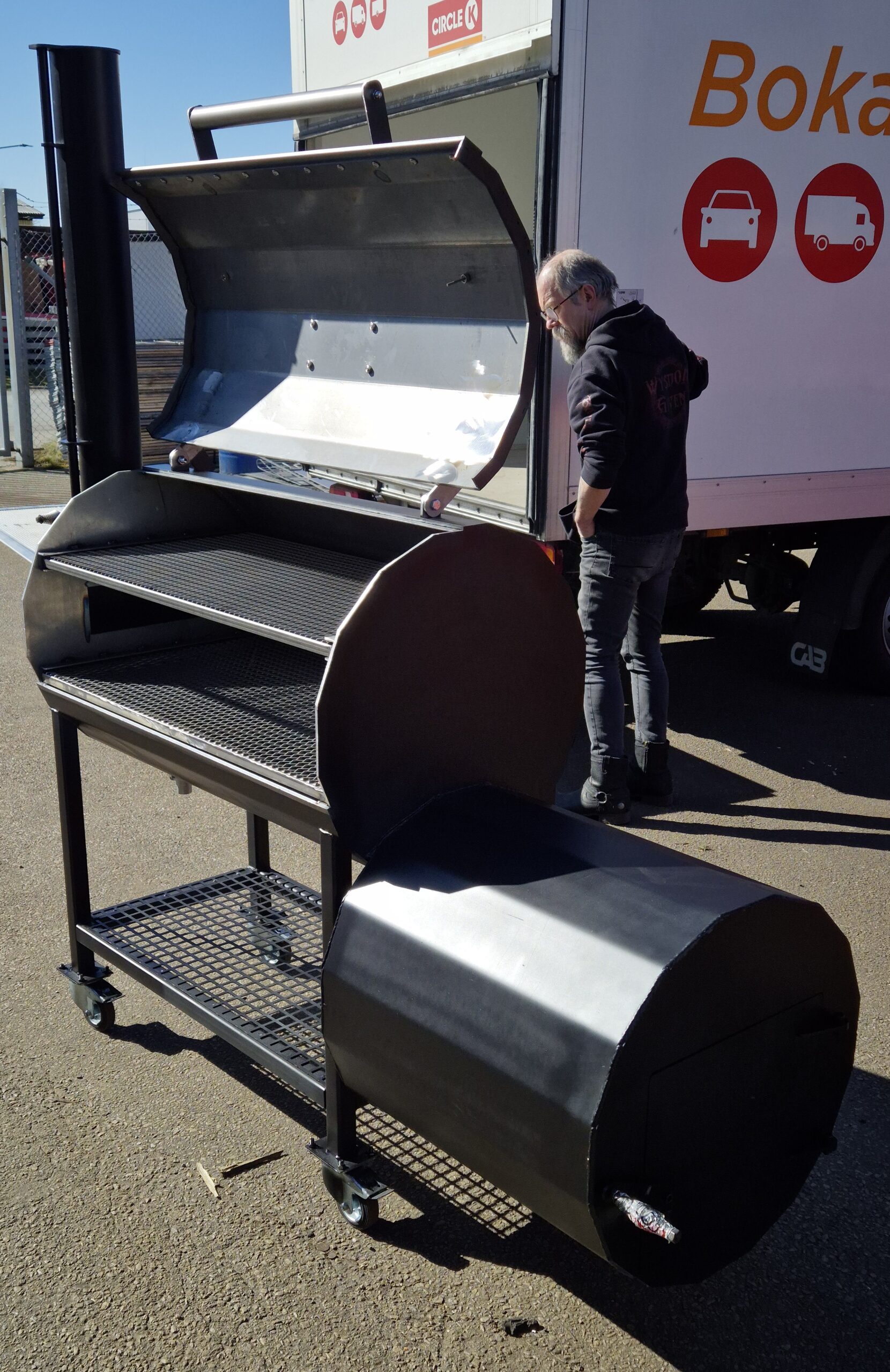 grill,grilla,kol,custom,offset,smoker,barbeque,bbq,sverige,malmö